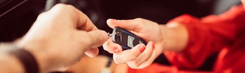 Entrega de llaves de auto