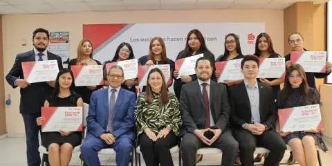 En alianza con la UFG continuamos impulsando el sueño de jóvenes talentosos con becas universitarias
