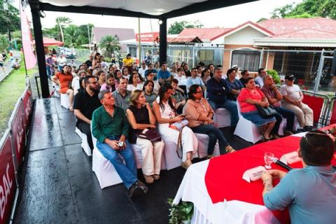 Comunidades BAC La Palmera, San Carlos