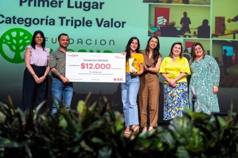 Yo me uno voces que transforman