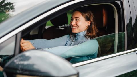 Portada de video: Conoce la Experiencia Compass, donde podras encontrar informacion util sobre tu dispositivo Compass de BAC El Salvador