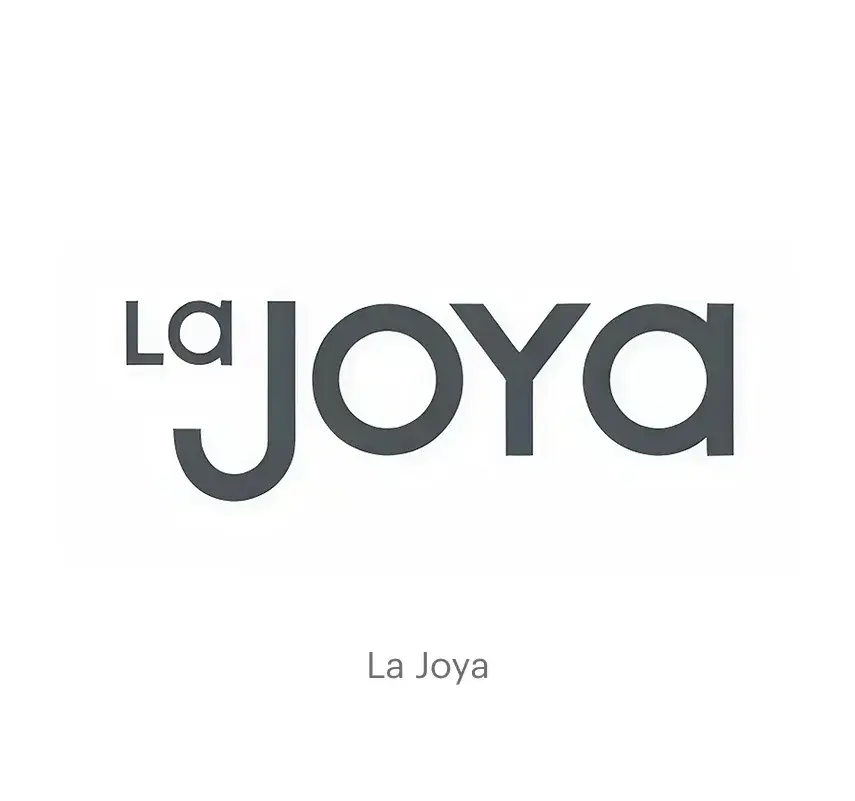 Centro Comercial La Joya, comercio afiliado al servicio Compass El Salvador para entrar y salir de estacionamiento sin filas, tiquetes ni efectivo