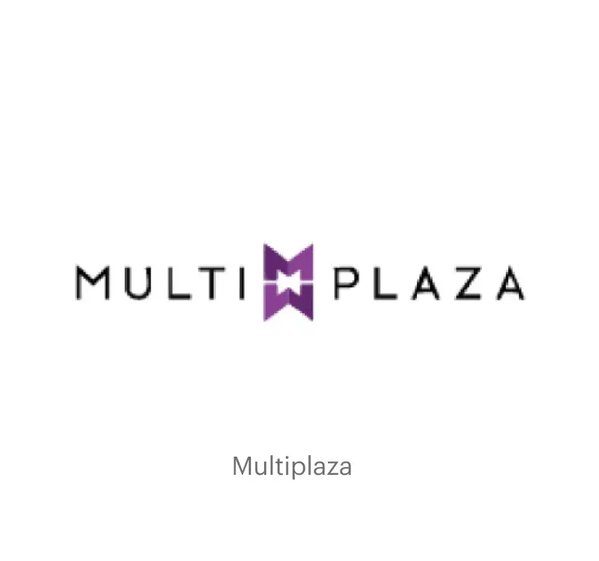 Multiplaza, comercio afiliado al servicio Compass El Salvador para entrar y salir de estacionamiento sin filas, tiquetes ni efectivo
