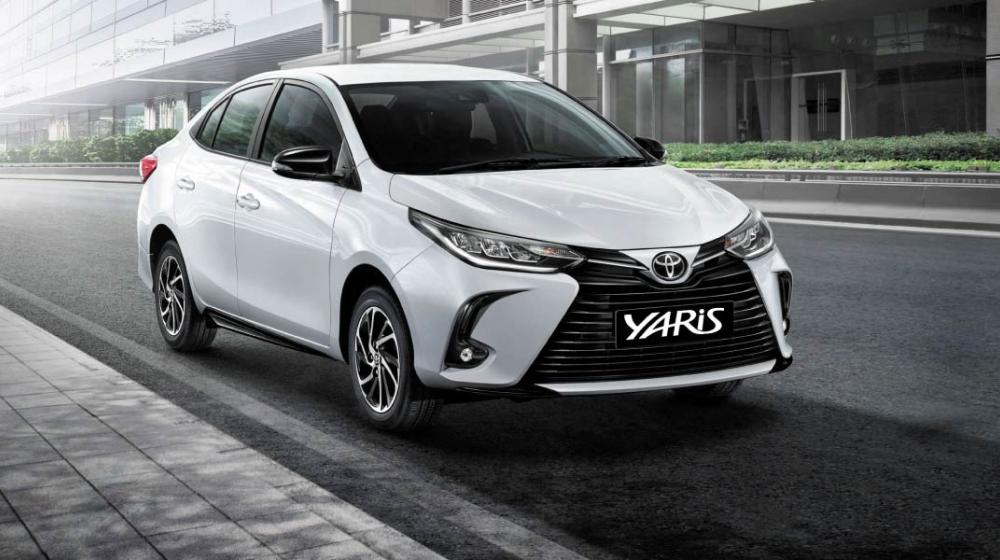 SV-Toyota Yaris-01