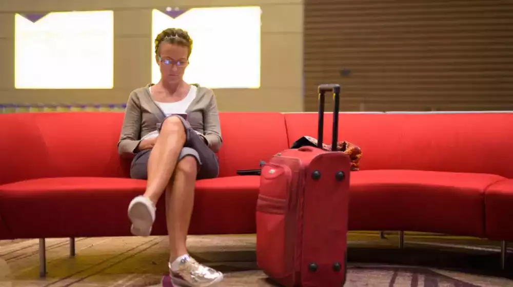 Disfruta de la espera de tu vuelo en un ambiente de confort y tranquilidad