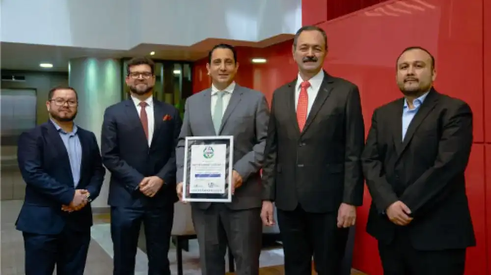 Entrega de certificado Carbono Positivo