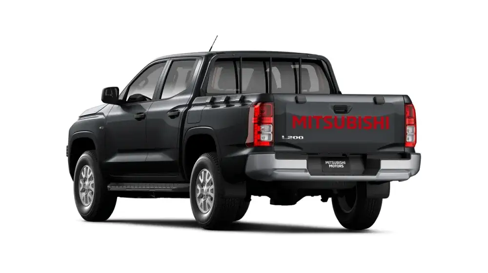 New L200 GLX 4WD MT '26