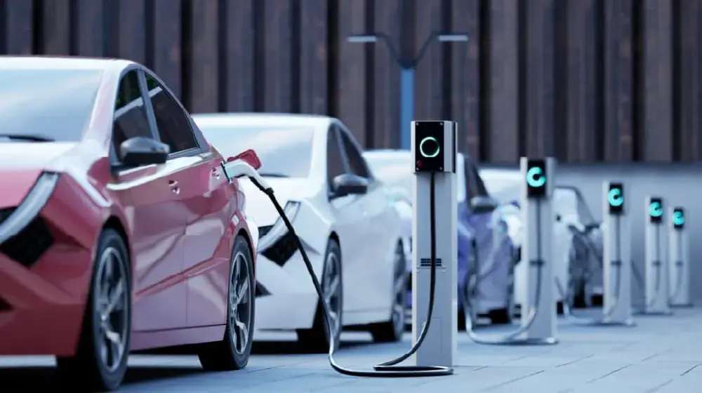 Producto del portafolio de negocios sostenibles: cargadores electricos