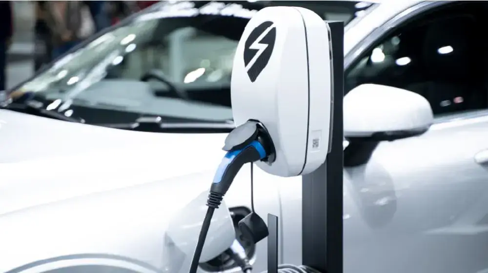 Producto del portafolio de negocios sostenibles: Leasing electrico e hibrido