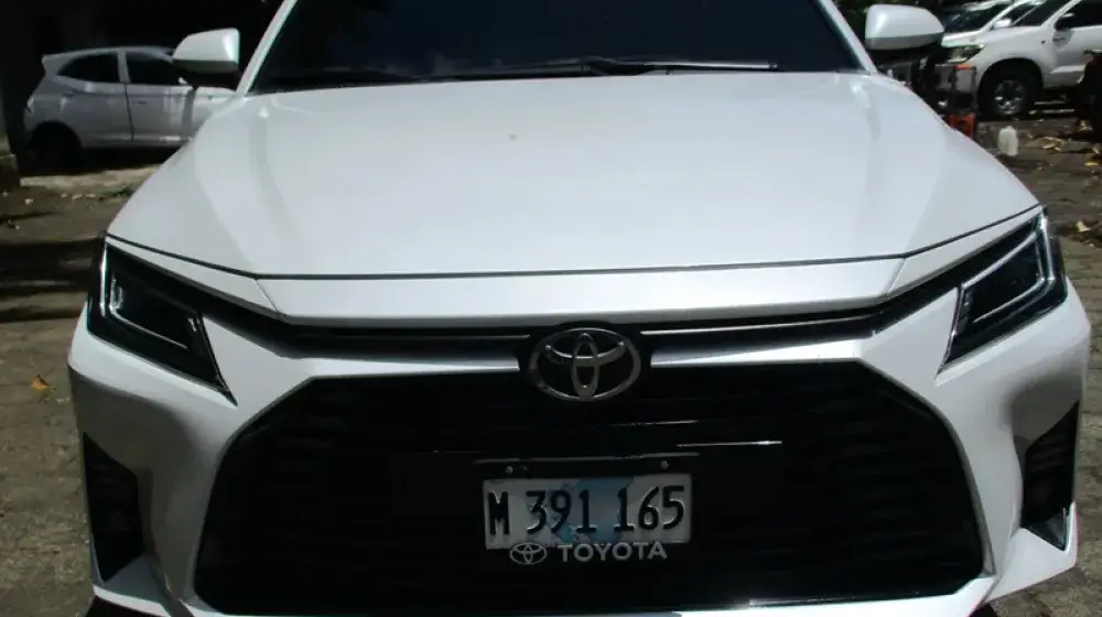 YARIS4