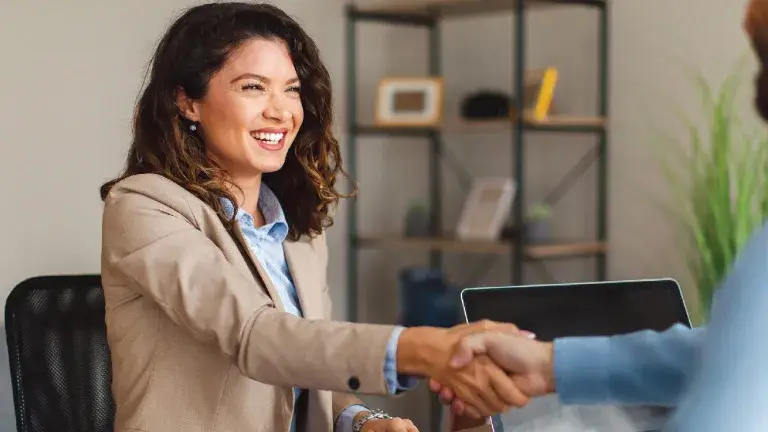 GT-BANNER-ADQ-CARD-SERVICIOS-PROFESIONALES-040923