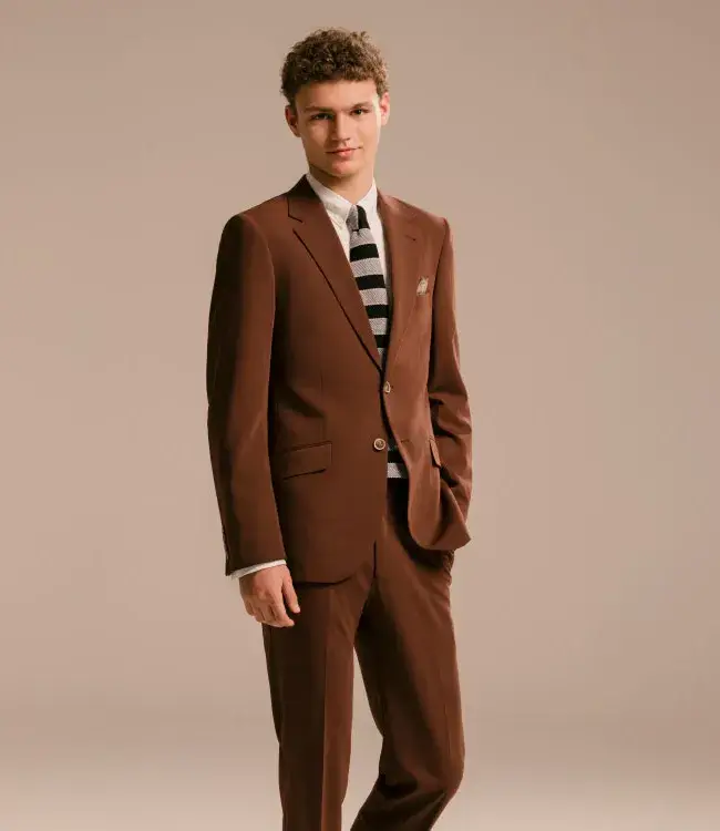 Traje Saul